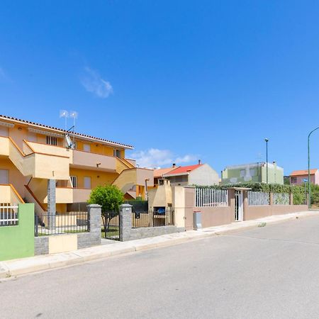 Oasy2 Apartman Villasimius Kültér fotó