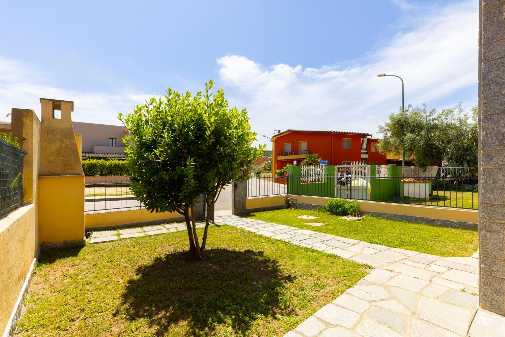 Oasy2 Apartman Villasimius Kültér fotó