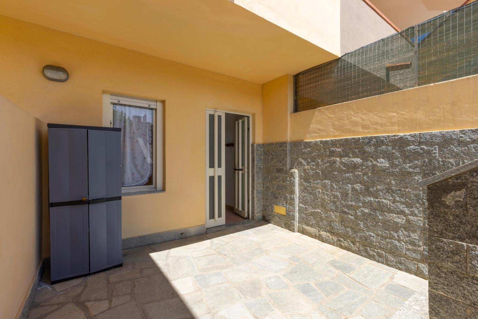Oasy2 Apartman Villasimius Kültér fotó